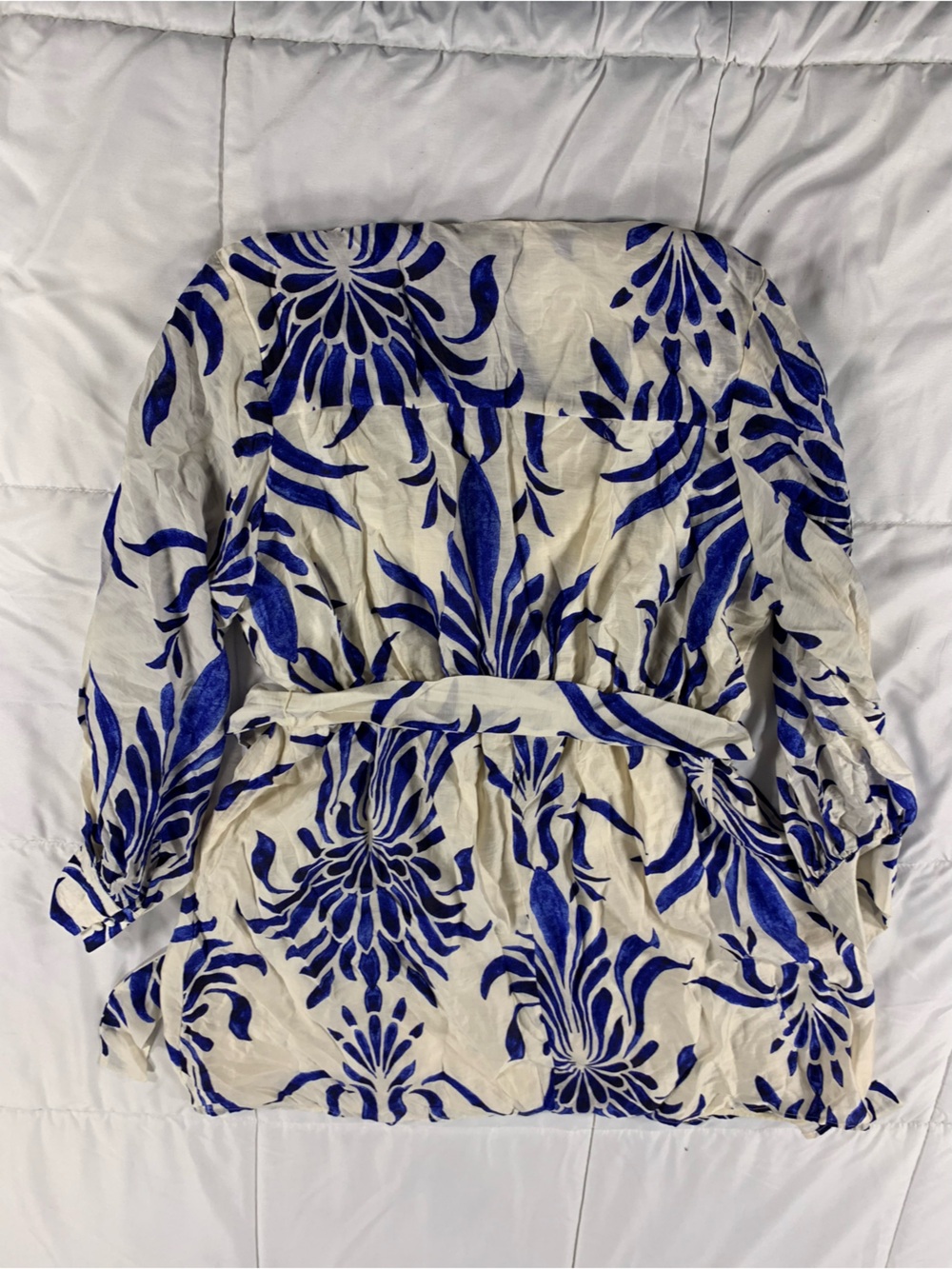Pre loved H&M top womens size L - Picture 7 of 7